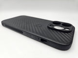 Husa Iphone 13 Pro silicon moale , protectie camere , margini anti alunecare ,textura carbon Negru